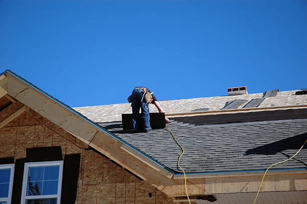 Best Affordable Roofing Company  in Lewistown, IL